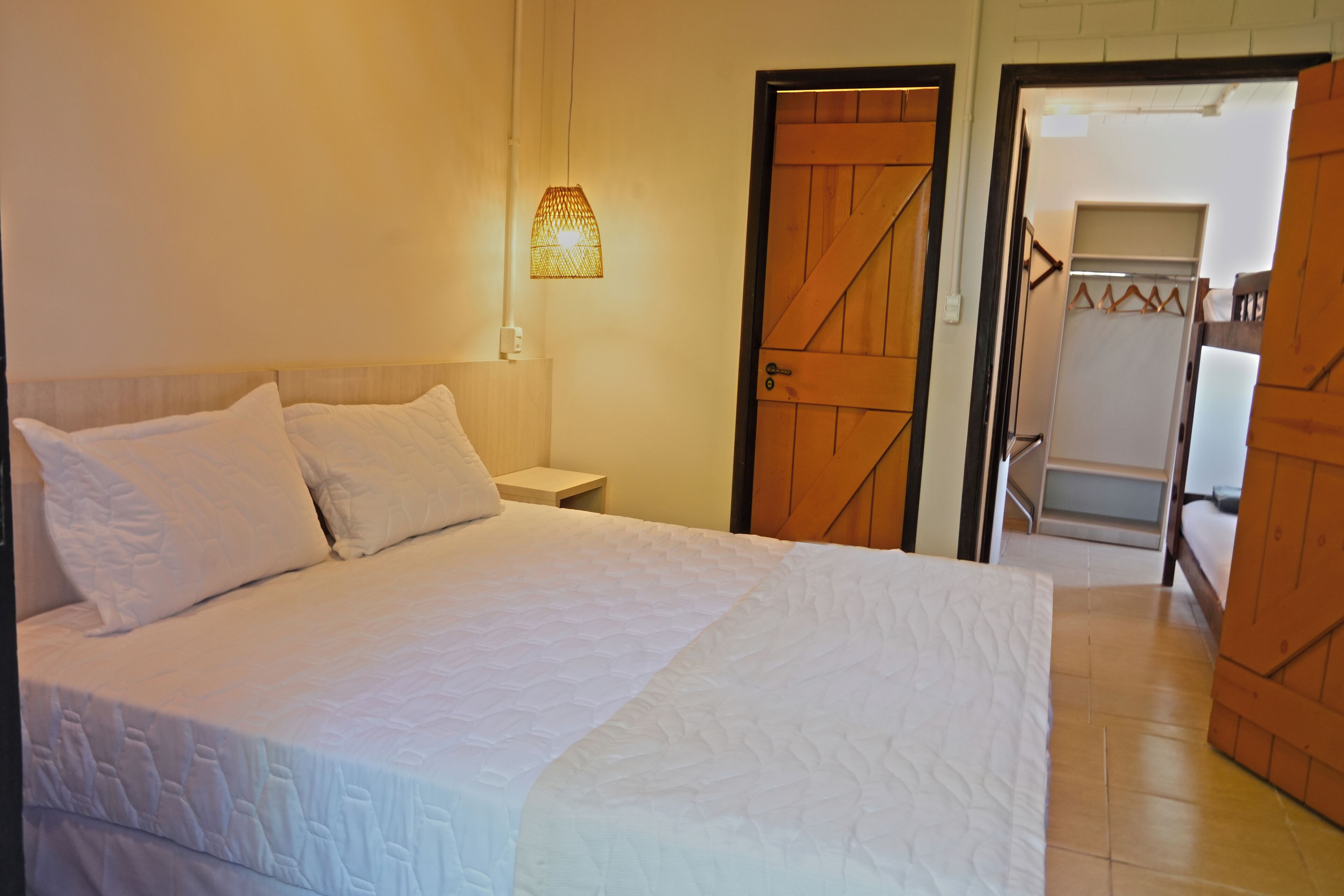 Minibar, blackout drapes, free WiFi, bed sheets