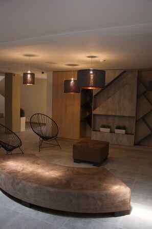 Televisión de pantalla plana