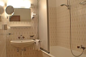 Bathroom - Mooserkreuz (Sankt Anton am Arlberg)