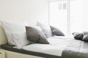 Luxury House, 2 Bedrooms (Stadthaus Regensburg) | 2 bedrooms, desk, iron/ironing board, free WiFi - Stadthaus Regensburg (Regensburg)