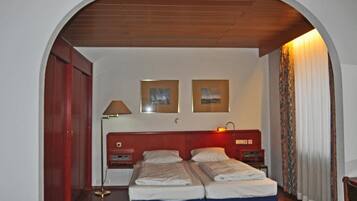 Chambre Triple | Chambres insonorisées, lits bébé (gratuits)