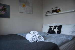 Doppelzimmer, 1 Queen-Bett, Nichtraucher, Gemeinschaftsbad