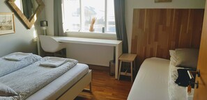 Vierbettzimmer, Mehrere Betten, Nichtraucher, Gemeinschaftsbad | Ausblick vom Zimmer