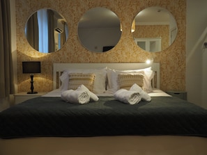 Executive Suite | Egyptian cotton sheets, premium bedding, Select Comfort beds