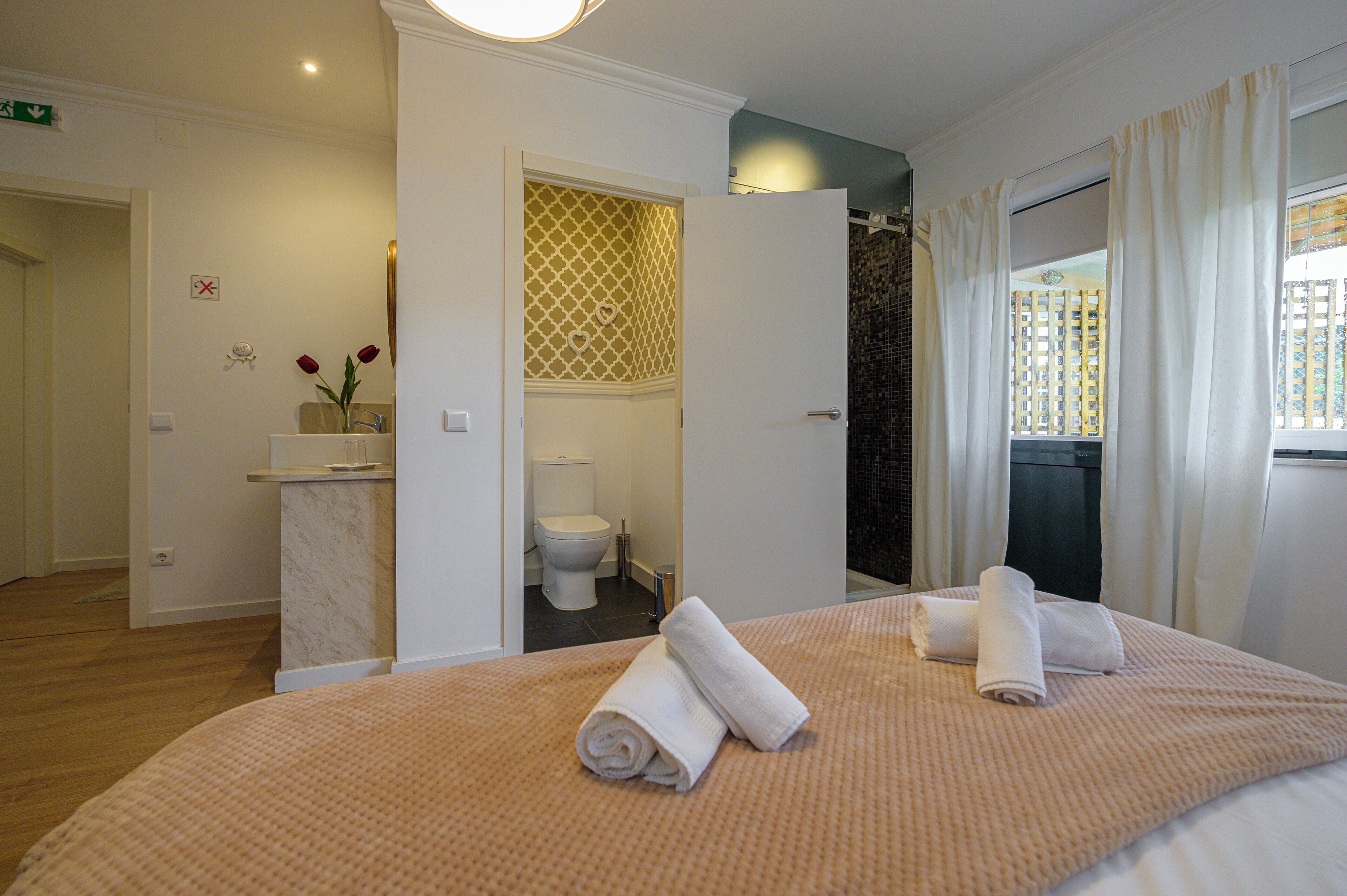 Egyptian cotton sheets, premium bedding, Select Comfort beds