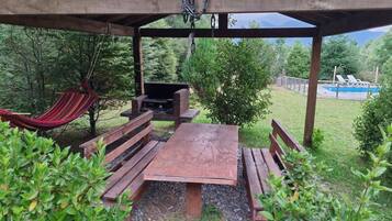 Family Cabin, 3 Bedrooms, Non Smoking, Mountain View (75 m2) | Terrace/patio