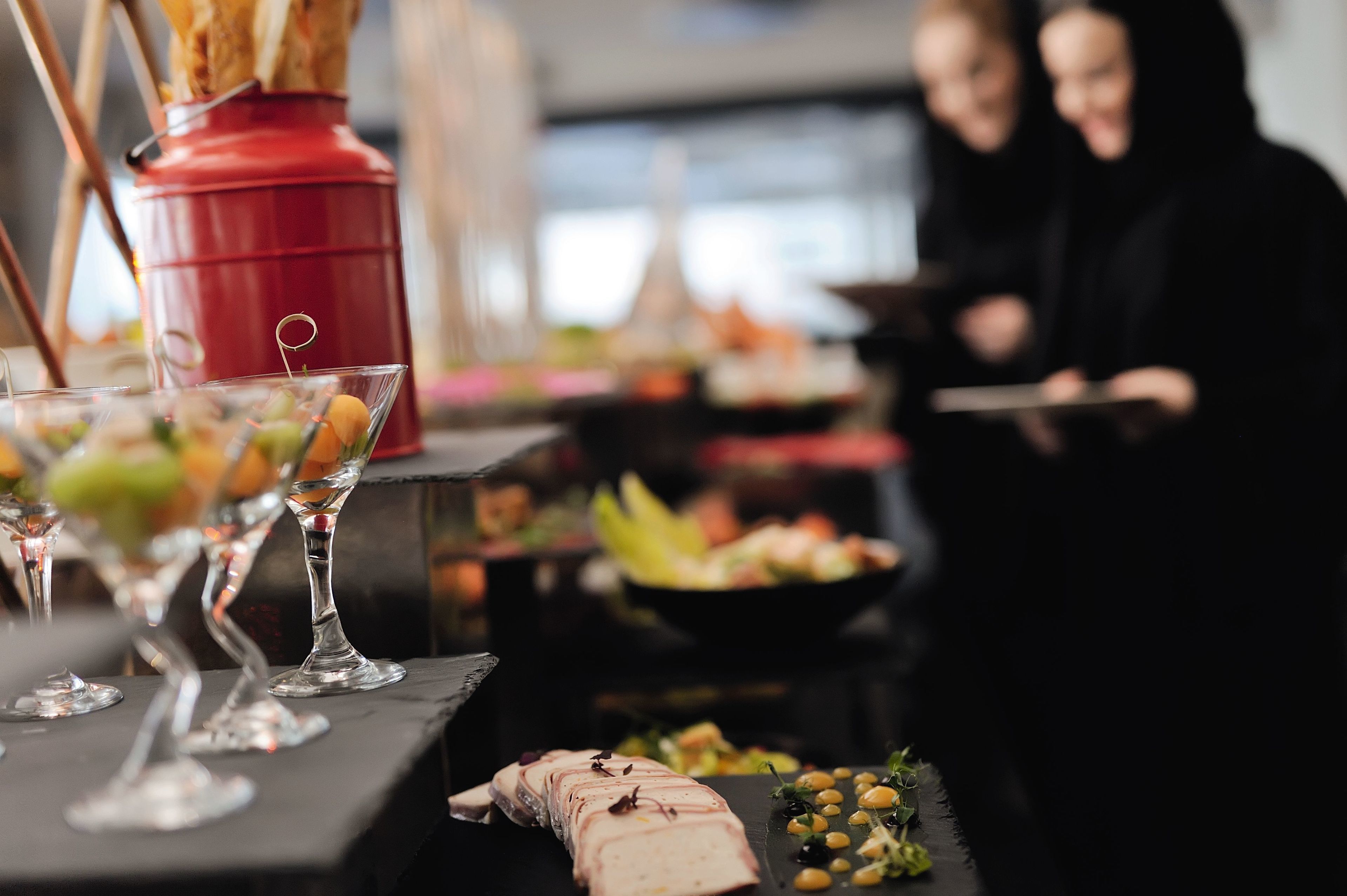 2 restaurants, breakfast, lunch, dinner served; indian cuisine