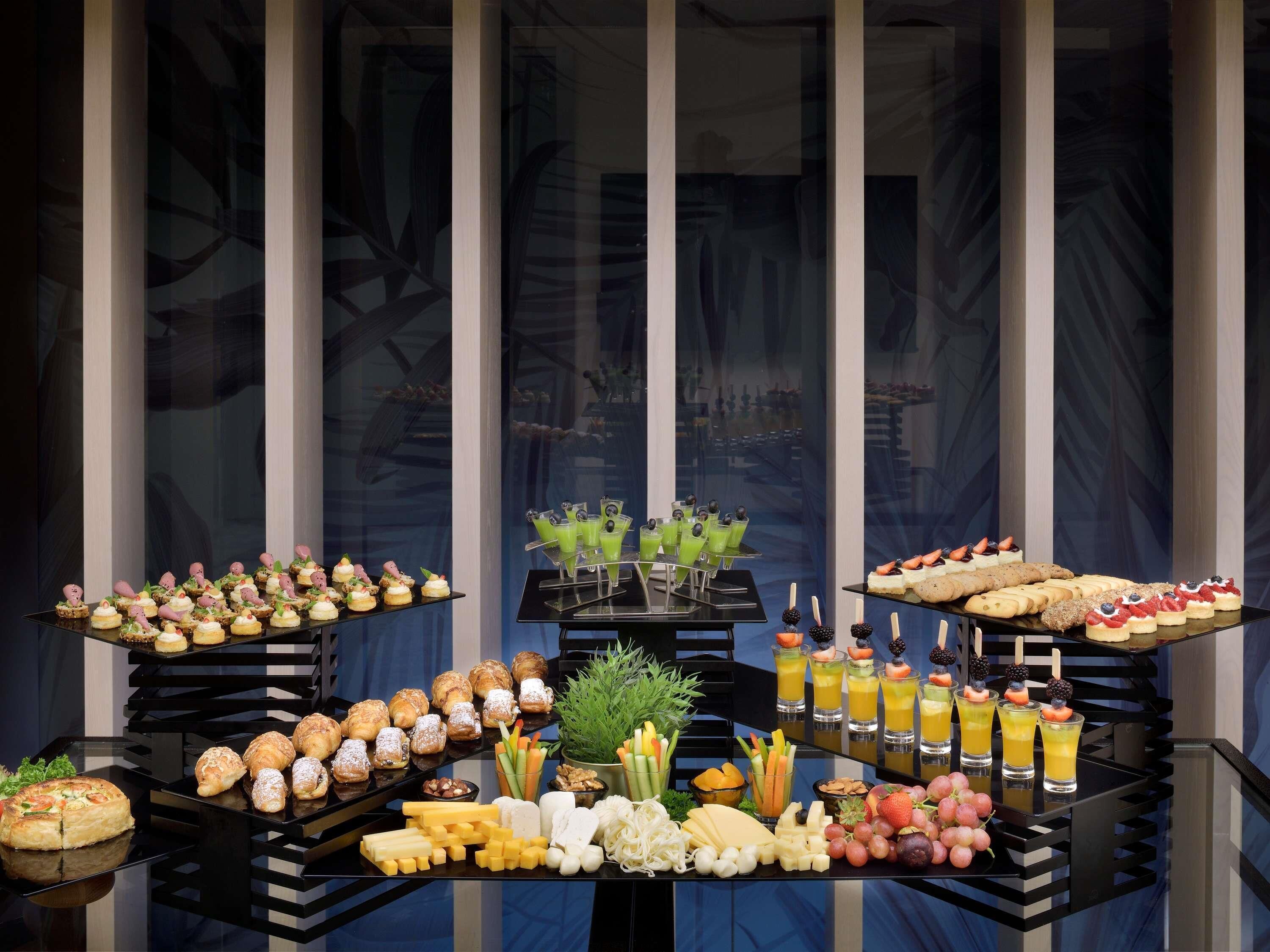 Photo - Mövenpick Hotel Tahlia Jeddah