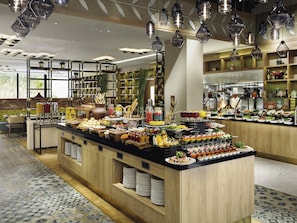 2 Restaurants, Frühstück, Mittagessen, Abendessen, indische Küche