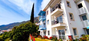 Front of property - Mavi Kiyi Suites (Kas)