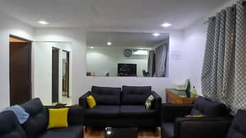 Maison, 3 chambres, service de ménage, rez-de-chaussée | Coin séjour