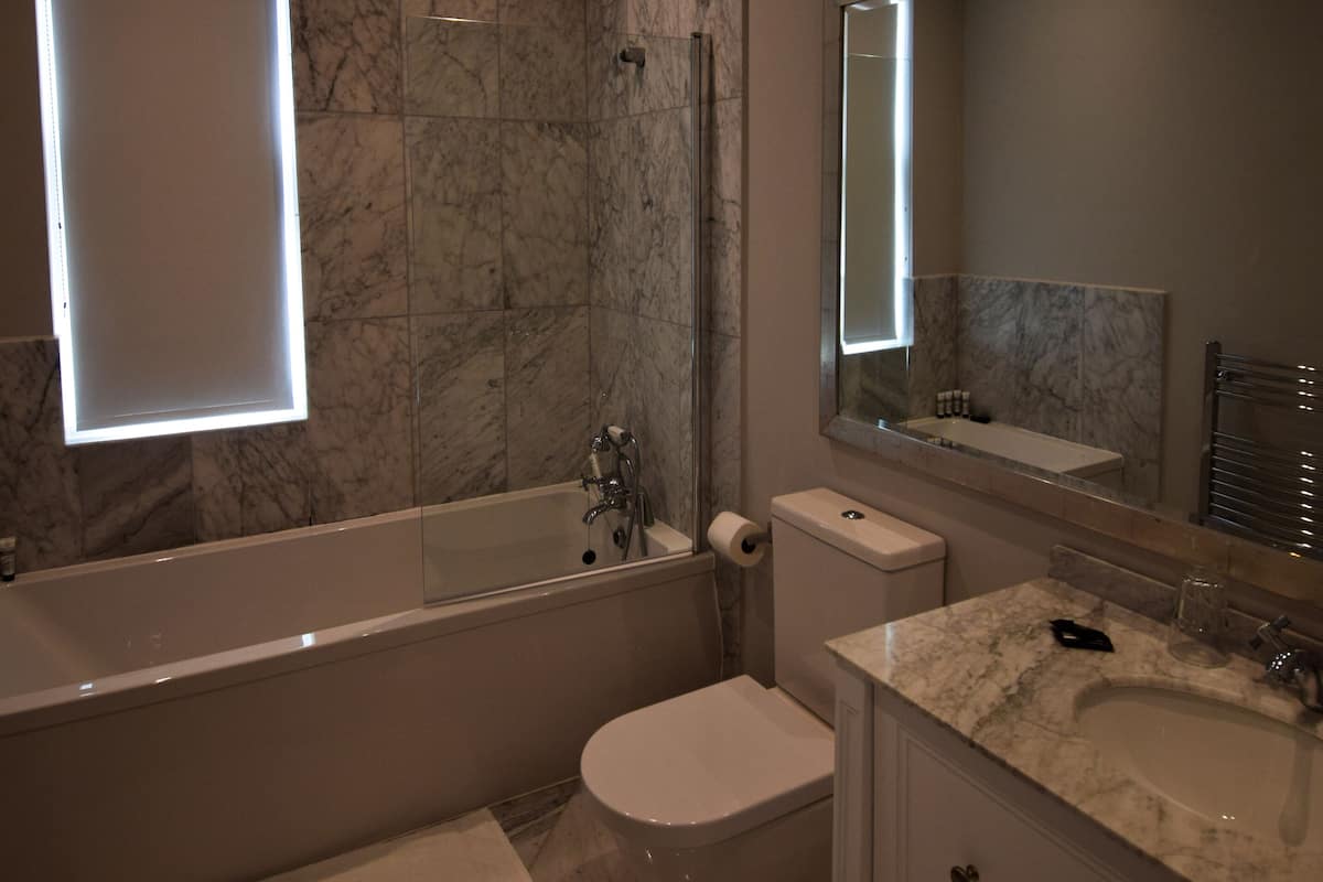 executive double room, balcony, partial sea view | bathroom | free toiletries, hair dryer, towels, soap