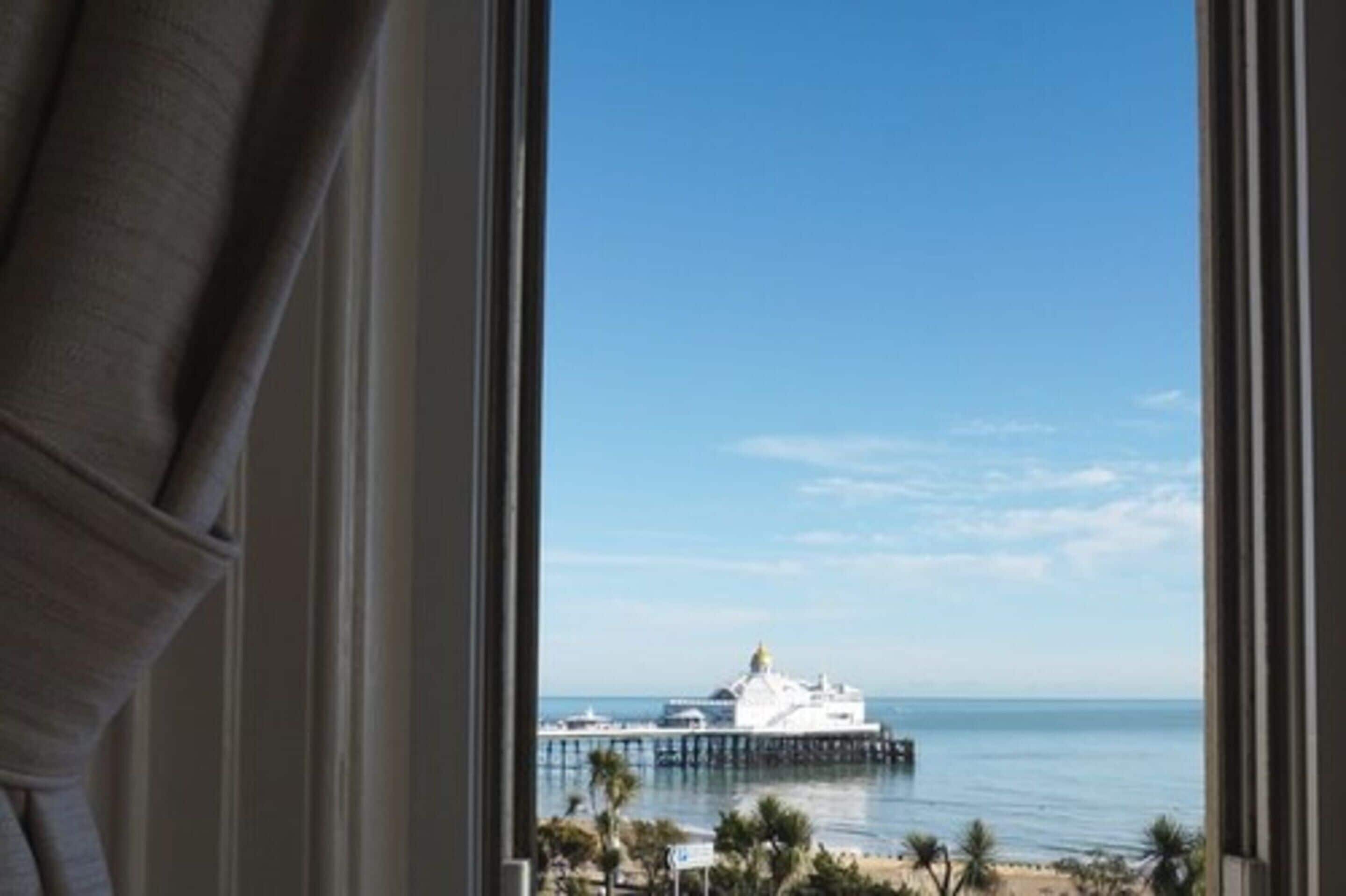 executive double room, sea view | beach/ocean view