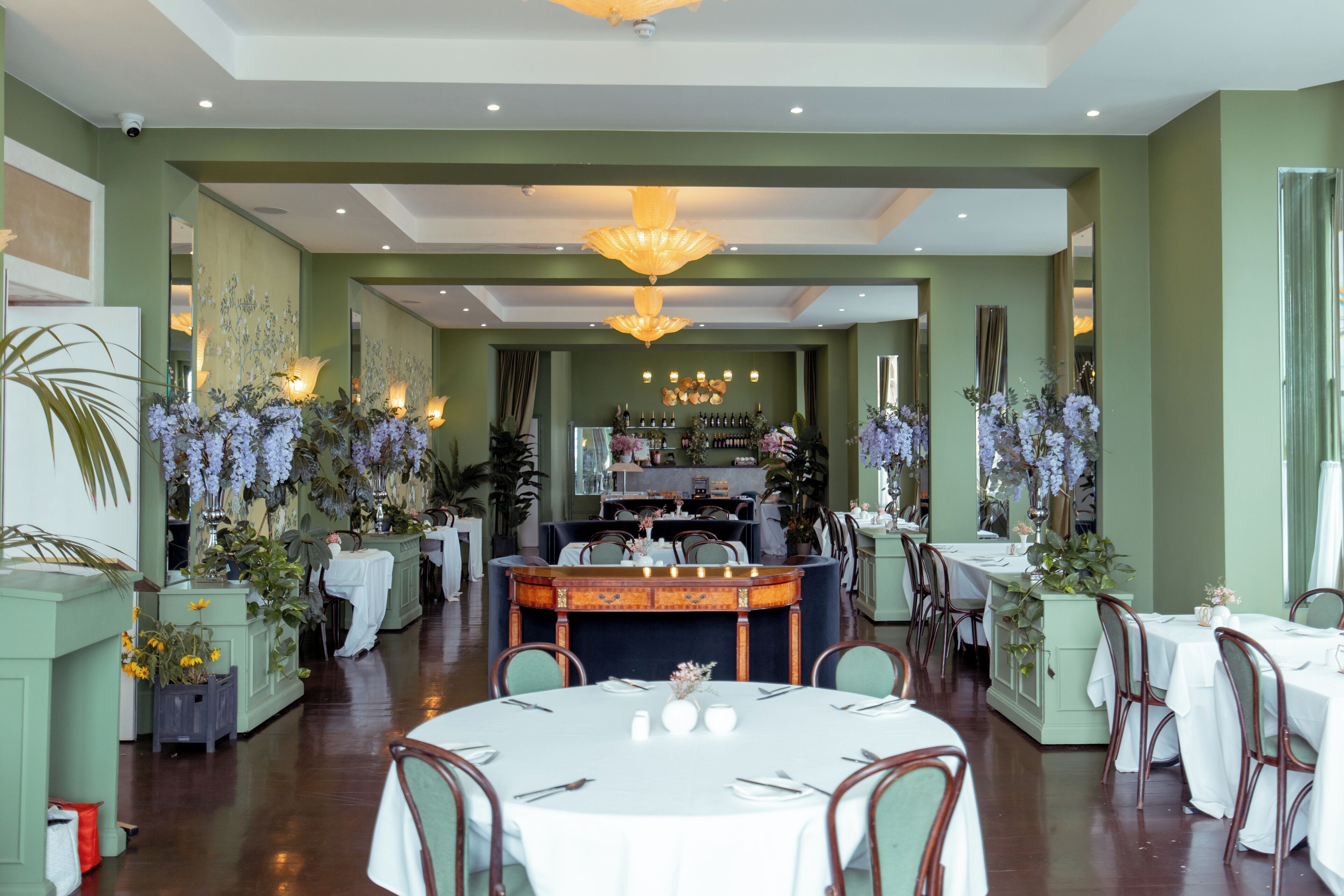 Aamiainen (20.00 GBP per henkilö)