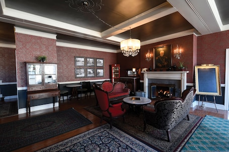 Mostrador de check-in y check-out. Lititz Springs Inn