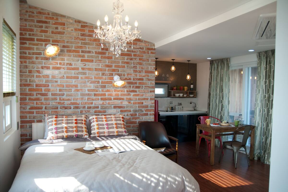 Standard Double Room | WiFi (free)