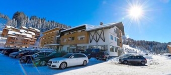 Almhotel Karnten