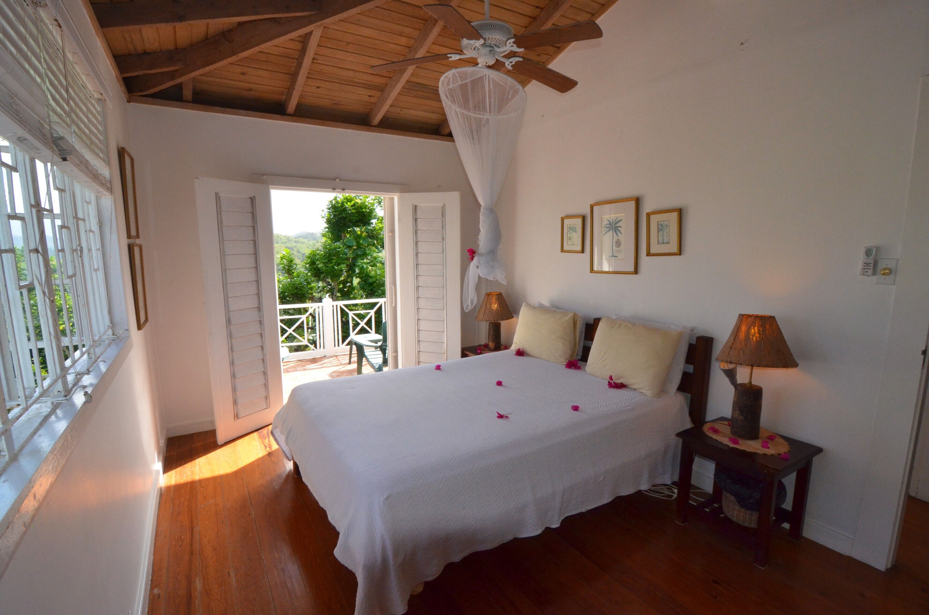 别墅 | 2 多间卧室、高档床上用品、客房内保险箱、特色装修