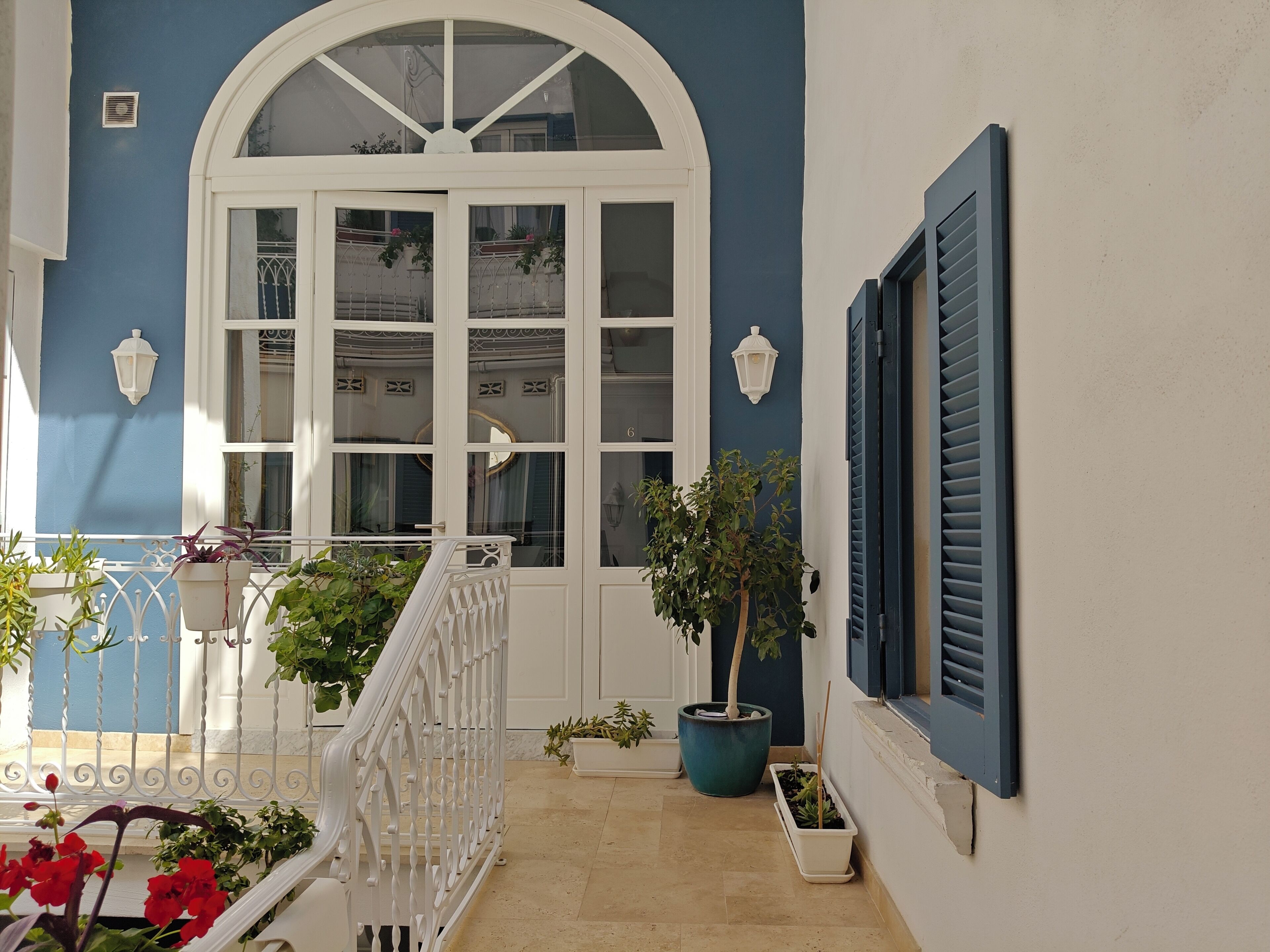 Photo - Julina Boutique Living