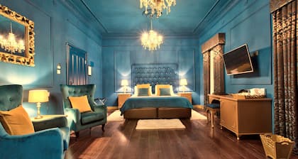 Julina Boutique Living
