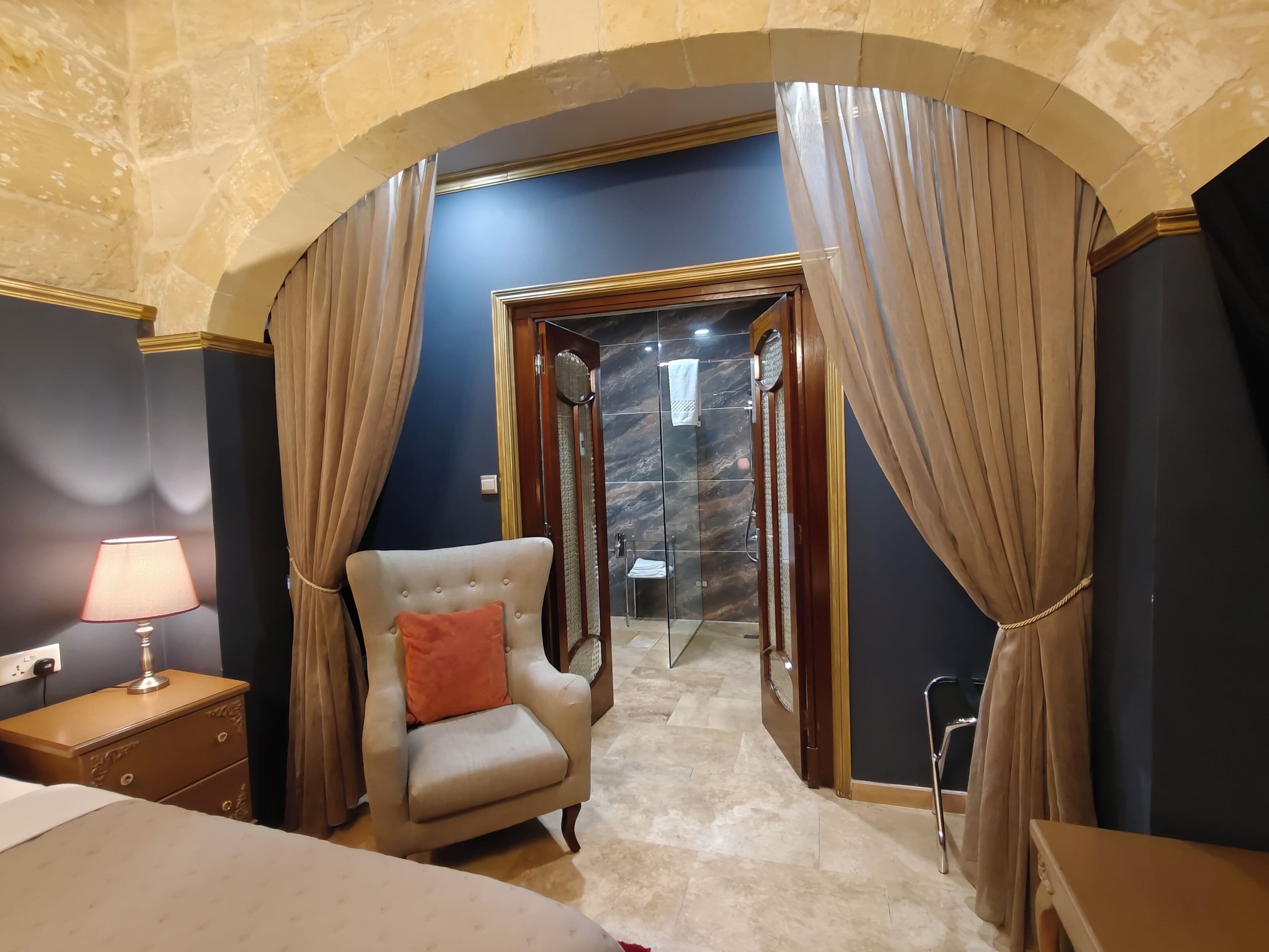 Photo - Julina Boutique Living