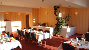 Daily buffet breakfast (EUR 10 per person)