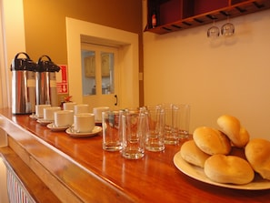 Free daily continental breakfast