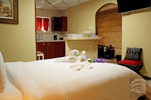 Junior Studio Suite