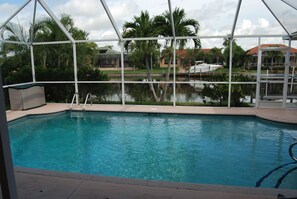 Alberca al aire libre 