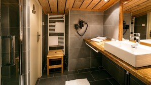 Bathroom - Chalet Hotel Spa Le Collet (Xonrupt-Longemer)