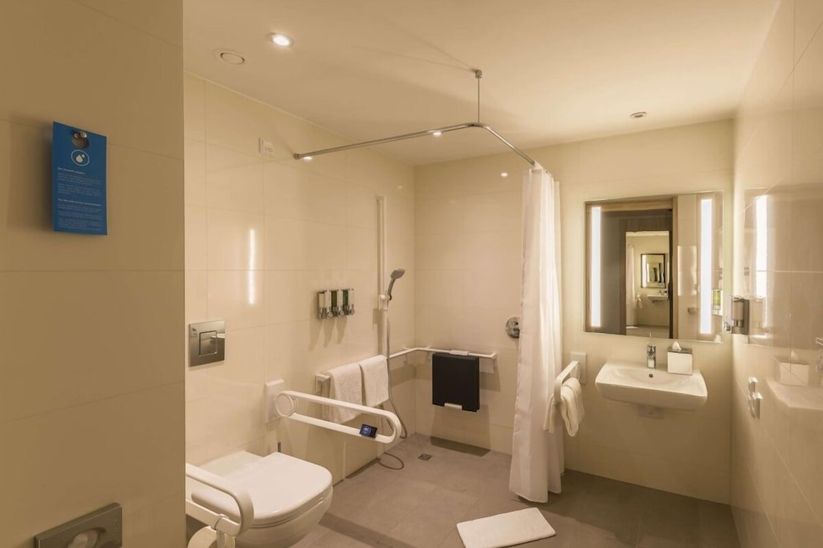 Bathroom | Shower, free toiletries, hair dryer, towels