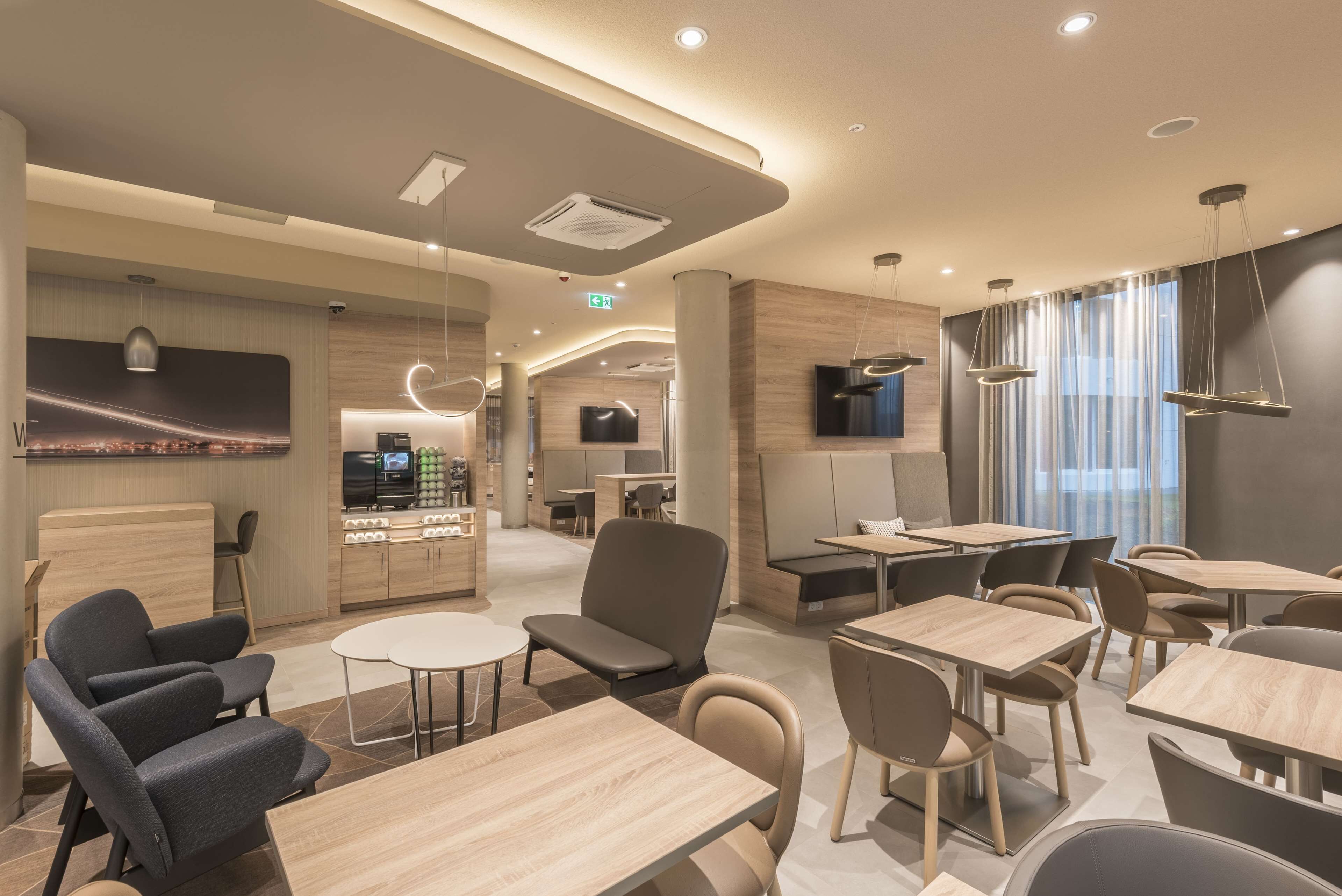 Foto - Hampton By Hilton Frankfurt Airport
