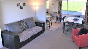 Deluxe villa, Meerdere bedden, niet-roken | Woonruimte