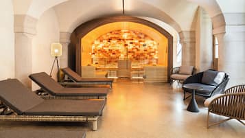 Couples treatment rooms, sauna, steam room, Swedish massages