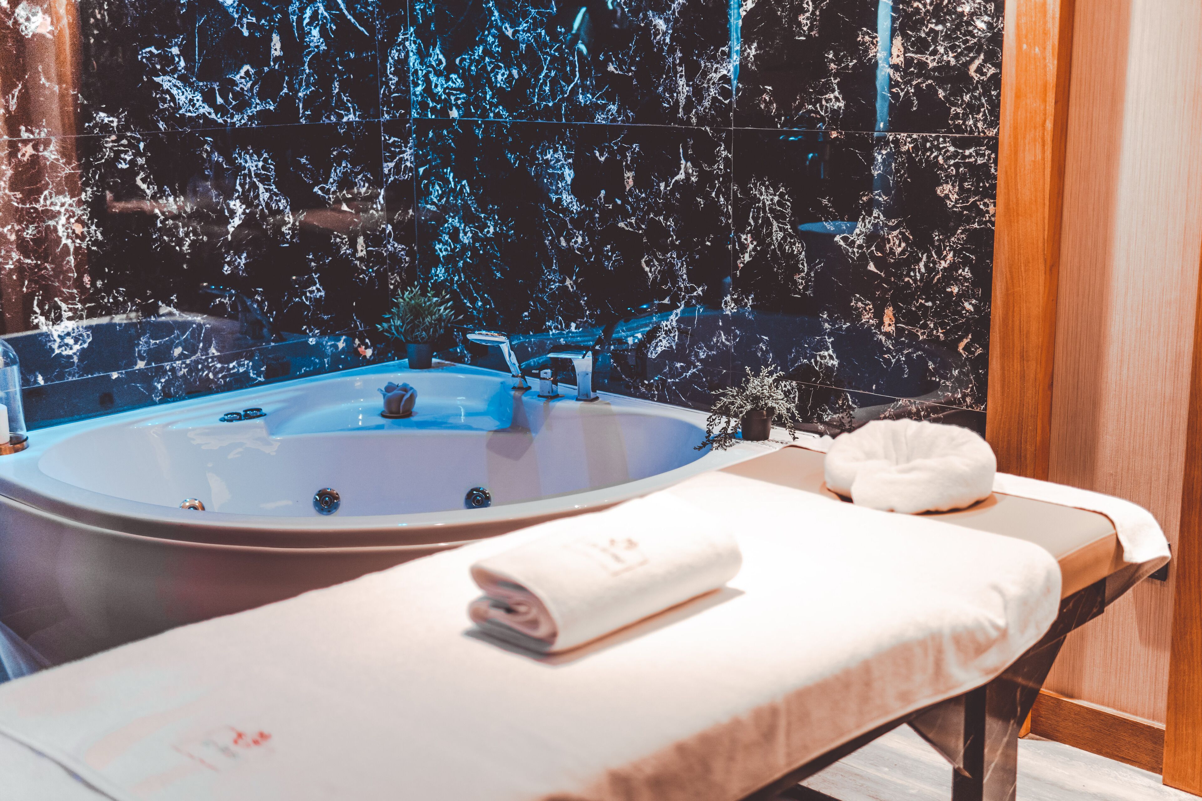 sauna, thai massages, massages