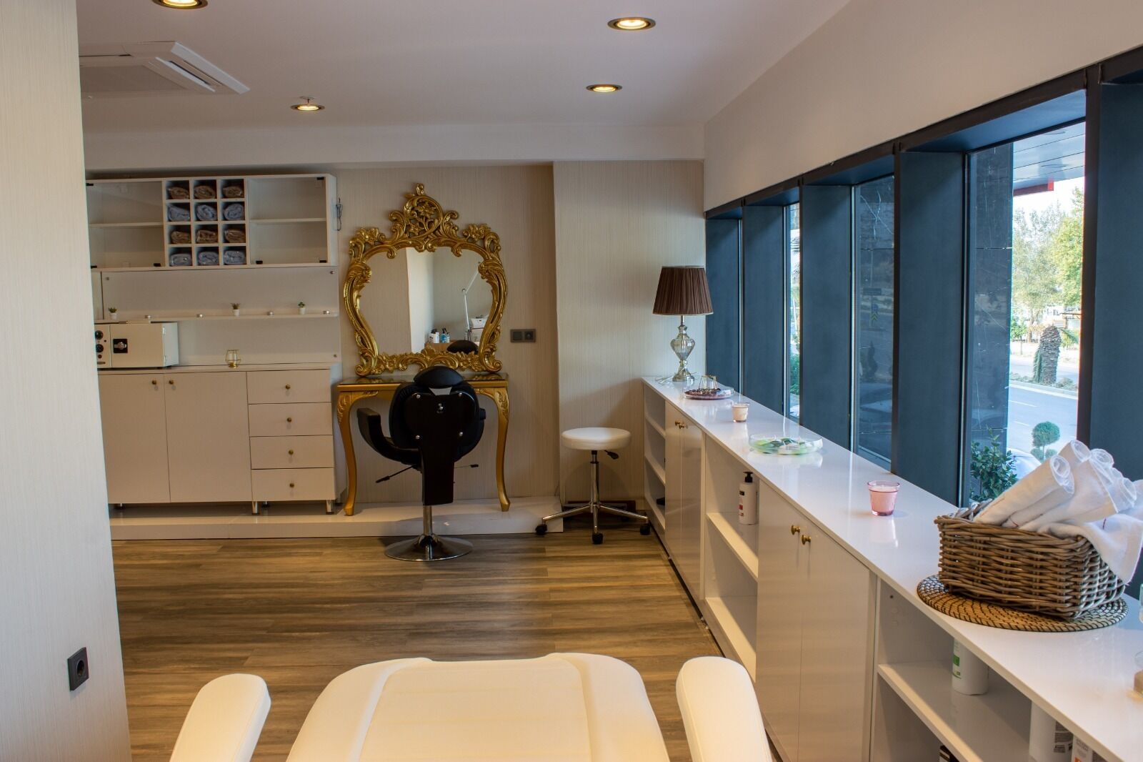 Sauna, Thai massages, massages