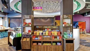 Snack bar