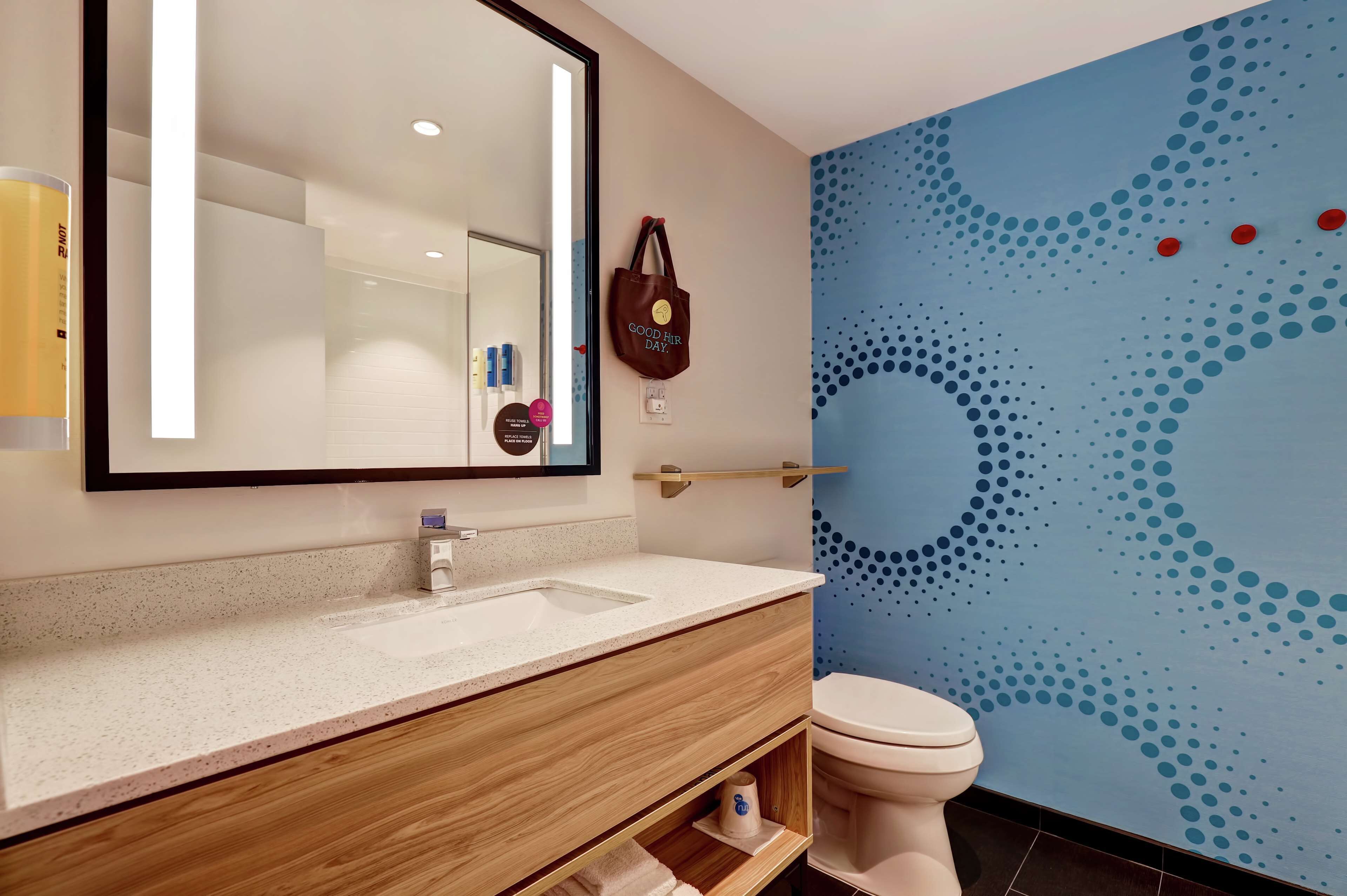 premium bedding, in-room safe, desk, iron/ironing board