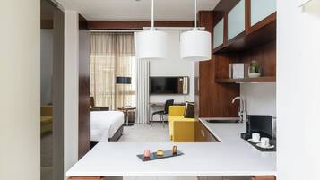 Ropa de cama hipoalergénica y minibar