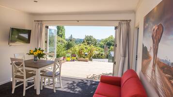 Cottage, 1 Queen Bed with Sofa bed | Terrace/patio