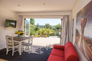 Cottage, 1 letto queen con divano letto | Terrazza/patio