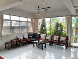 Sala de estar en el lobby