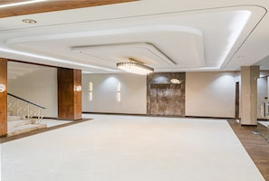 Lobby - Krishna Residency - A Boutique Hotel (Bareilly)