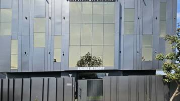 Bagian depan properti