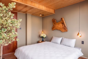 Design Double Room | Minibar, desk, laptop workspace, blackout drapes - Pi Boutique Hotel (Da Lat)