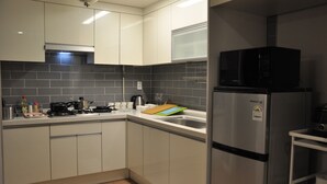 The Raum Ville (#1) | Mini fridge - The Raum Ville (Hwaseong)