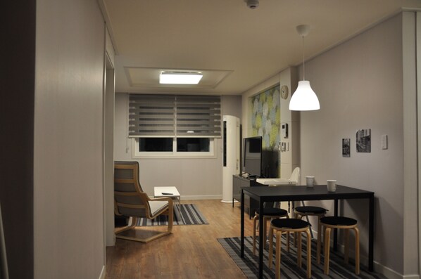 The Raum Ville (#1) | Living area | Flat-screen TV - The Raum Ville (Hwaseong)