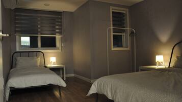 The Raum Ville (#1) | Desk, free WiFi, bed sheets