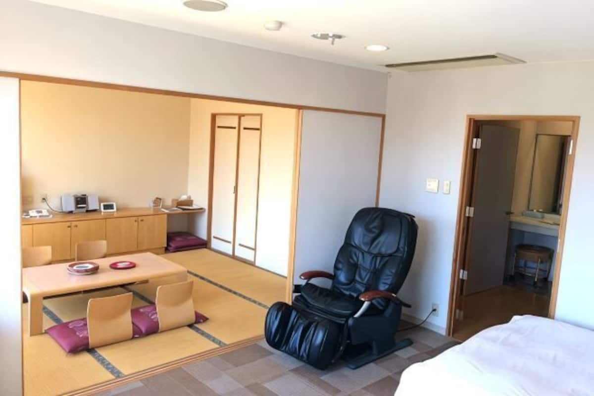 Una cassaforte in camera, una scrivania, Wi-Fi gratuito, lenzuola