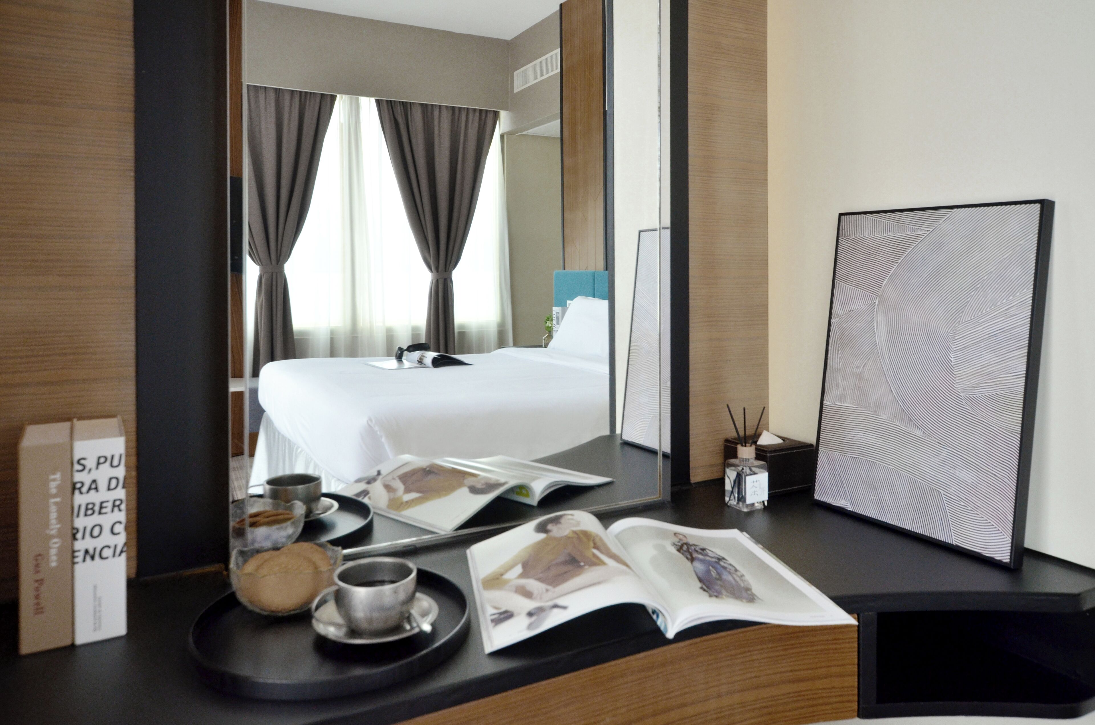 Premier Suite, Sea View | Minibar, in-room safe, blackout drapes, iron/ironing board